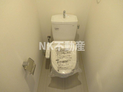 【トイレ】 | BO BEDRE MIKURIYA(ボーベダーミクリヤ）（八戸ノ里賃貸） | ゆったりとした空間のトイレです