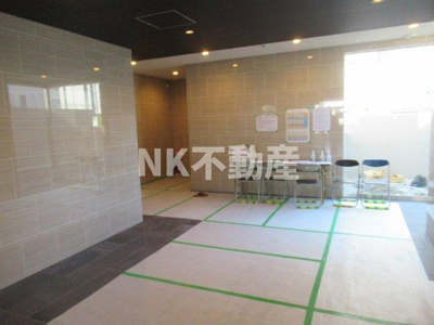 【エントランス】 | BO BEDRE MIKURIYA(ボーベダーミクリヤ）（八戸ノ里賃貸） | 清潔なエントランスです