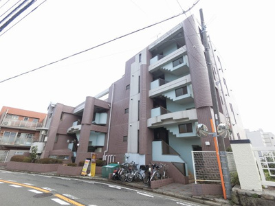 【外観】 | プチシャンプル磯子 | 総戸数２３戸、平成４年１月築、管理人は巡回勤務につき管理体制良好です♪