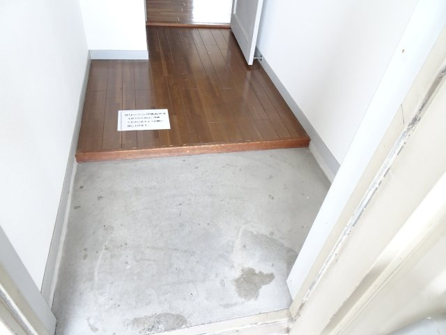 レジデントリバティーの玄関