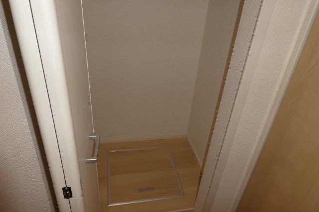 カーサ　イレーネの収納|廊下収納