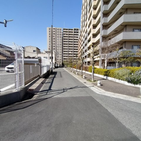 ライオンズガーデン城東の周辺