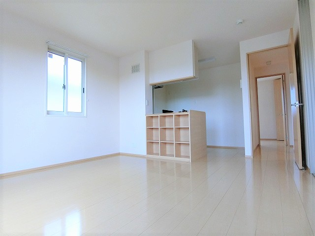 ファヴォーレⅢの居間・リビング