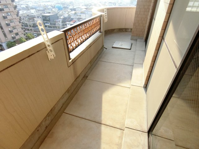 【バルコニー】 | カワデンセントリックハイツ