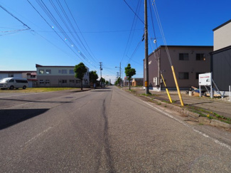 【前面道路含む現地写真】