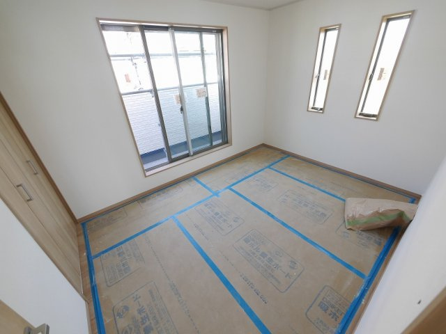 高津橋戸建３号地の洋室