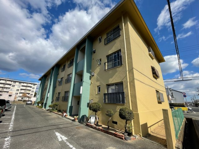 高木マンションの外観