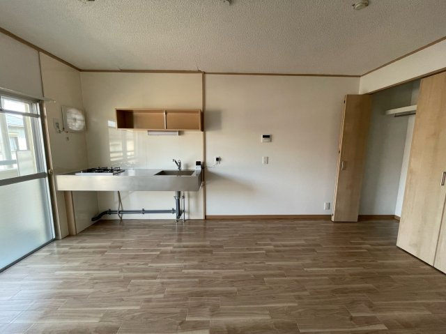 高木マンションの居間・リビング