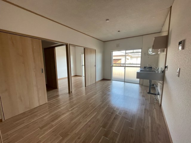 高木マンションの居間・リビング