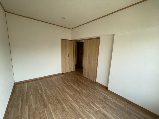 高木マンションの居間・リビング