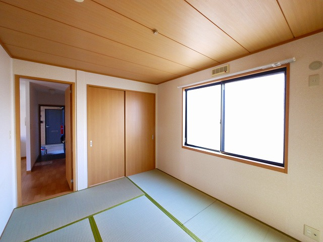 アンシャンテ宮の森Ⅴの寝室|落ち着いて過ごせるお部屋なので、寝室にいかがでしょうか