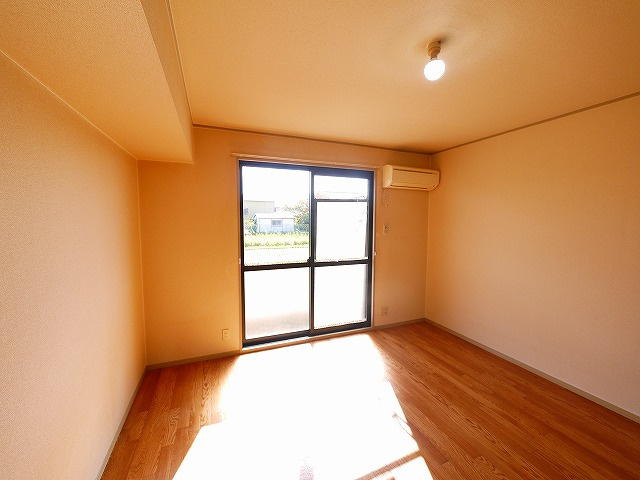 セジュール筒井の居間・リビング|使いやすい居間です