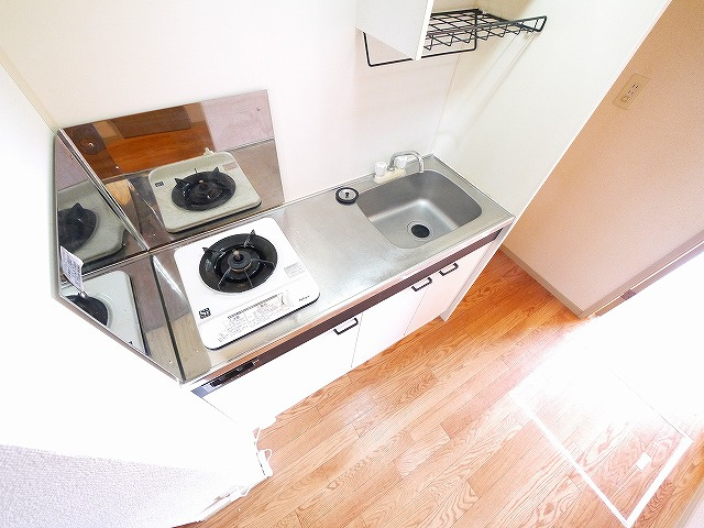 セジュール筒井のキッチン|コンパクトなキッチンで掃除もラクラク