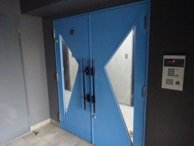 【エントランス】 | TOZAWAコート