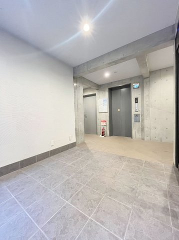 「防音マンション」ＯＡＫＳ江古田ラシクラスのロビー|建物の内部です