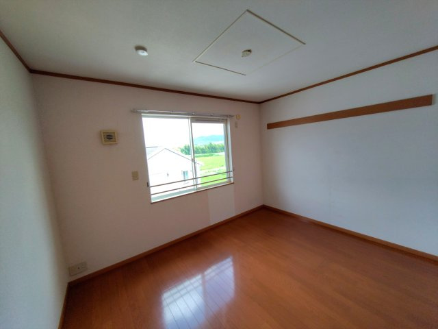 ユニメゾン翔隆弐番館の洋室