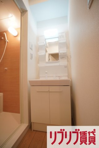 Anjour（アンジュール）の洗面所