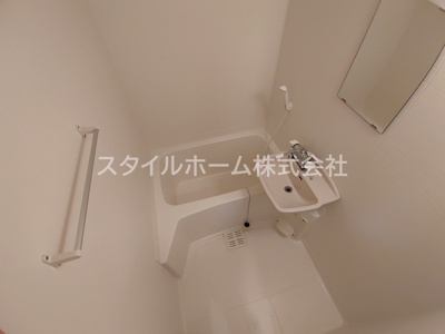 【浴室】 | ピースフル | 別部屋写真です。