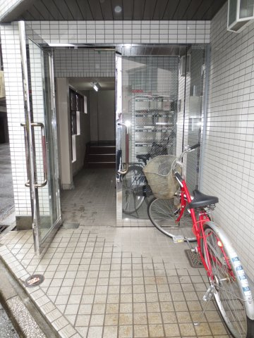 【エントランス】