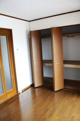 【洋室】 | アグリーブル植木 | 個人の部屋や寝室として使える洋室です