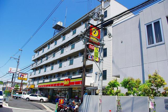 グローリー新大宮の外観