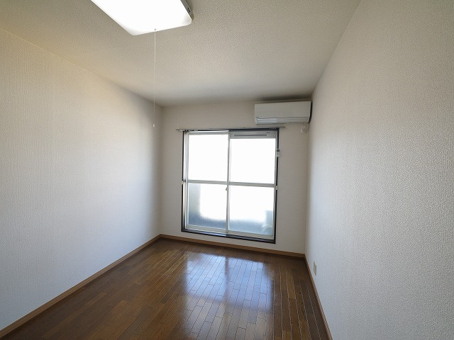 ラ・パストラールの洋室