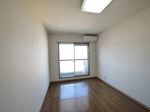 ラ・パストラールの洋室