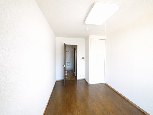 ラ・パストラールの洋室