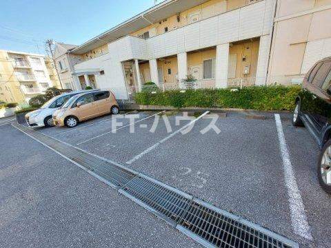 グレース田喜野井 Ⅰ番館の駐車場
