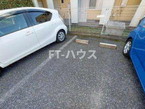グレース田喜野井 Ⅰ番館の駐車場