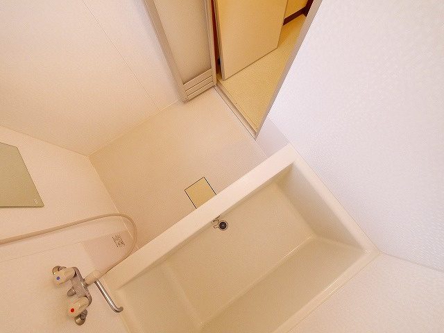 飯田マンションの浴室