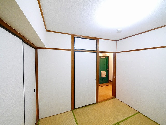 飯田マンションの和室