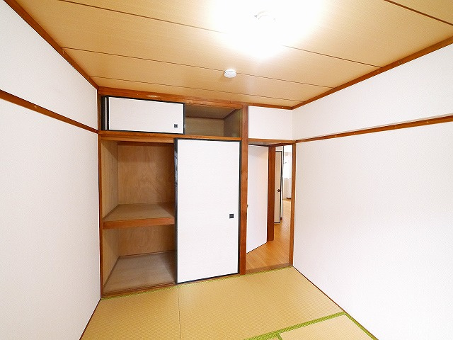 飯田マンションの和室