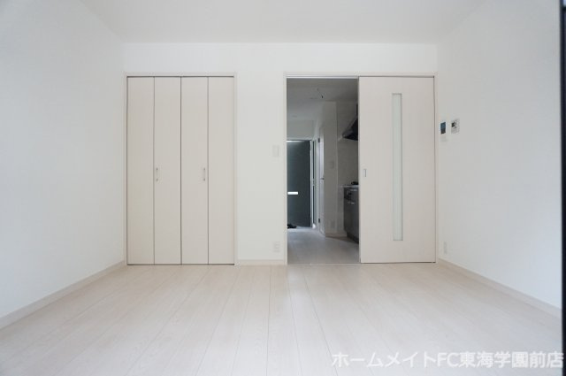 熊本市西区島崎５丁目の賃貸マンションの居間・リビング