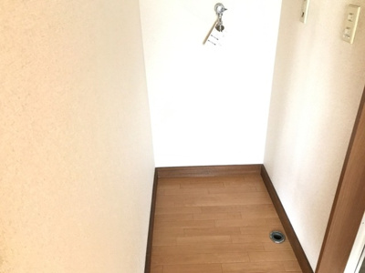 【設備】 | コーポ内田 | 洗濯機置場