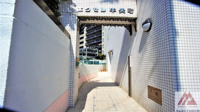 エクセル中央町マンションの外観