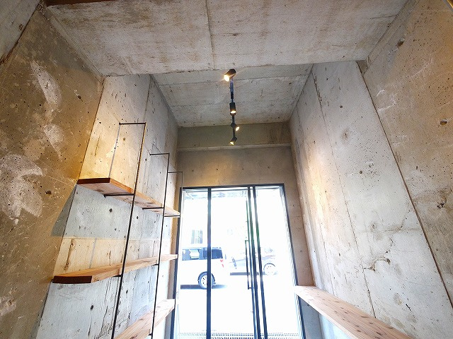 アルファパレットの内装