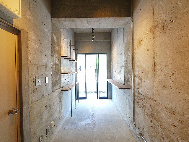 アルファパレットの内装