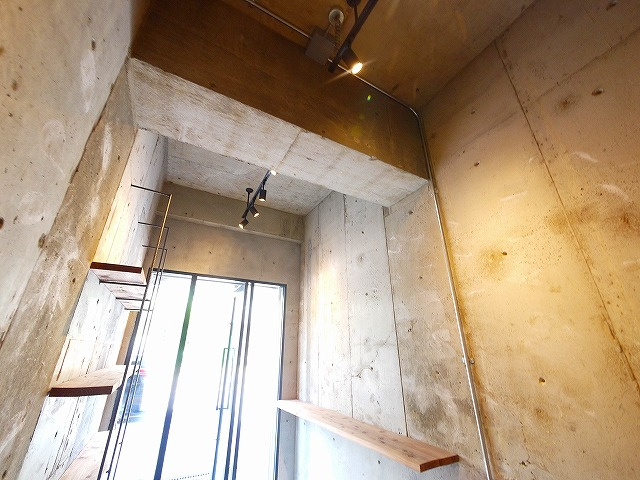 アルファパレットの内装