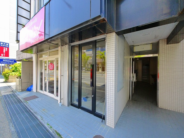 アルファパレットのエントランス