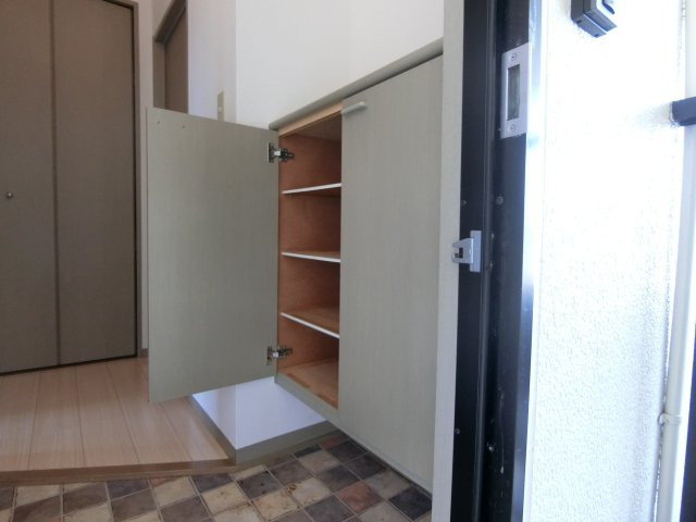 ヴィラ西福原A棟の収納