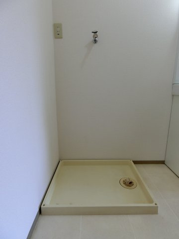 ヴィラ西福原A棟の洗面所