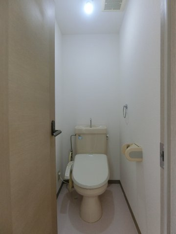 ヴィラ西福原A棟のトイレ