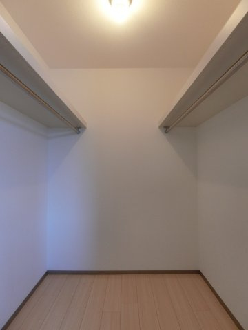 ヴィラ西福原A棟の収納