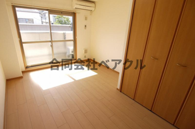 【寝室】 | ラッフィナート西陣 | 落ち着いて過ごせるお部屋なので、寝室にいかがでしょうか