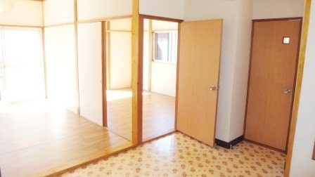 Ｙ・Ｆハイツの居間・リビング|日当たりの良いお部屋です