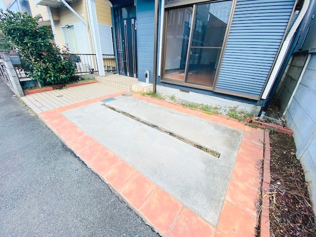 高座郡寒川町一之宮３丁目　中古戸建の駐車場