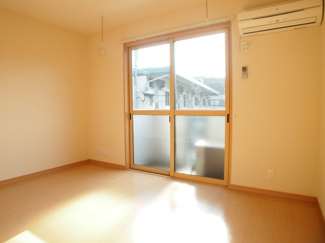 カーサ・カルモ亥鼻の居間・リビング