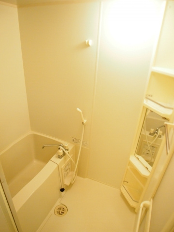 カーサ・カルモ亥鼻の浴室