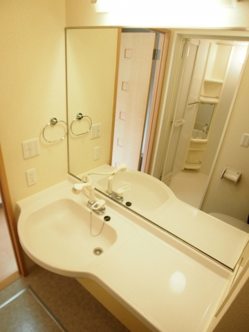 カーサ・カルモ亥鼻の独立洗面台